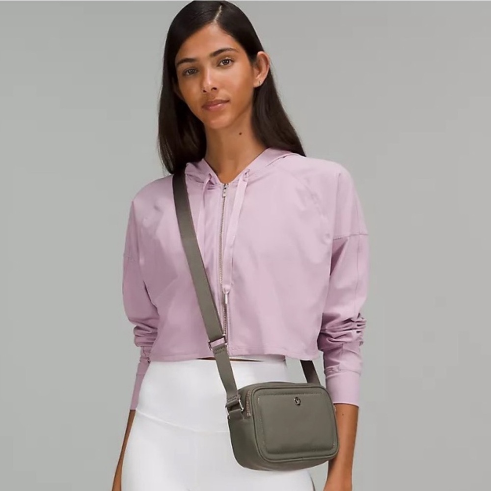 Lululemon Crossbody Camera Bag 2L
